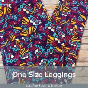 BRAND NEW; NEVER WORN LULAROE ONE SIZE LEGGINGS